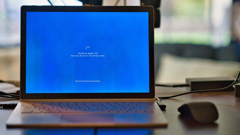 blue screen of death on a laptop